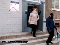 Сотрудники Следственного комитета РФ, ФСБ и полиции задержали бывшего руководителя министерства здравоохранения Иркутской области Наталью Ледяеву, подозреваемую в мошенничестве в особо крупном размере 