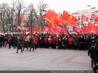 ЦК КПРФ провело в Москве возложение венков и цветов к могиле Неизвестного солдата
